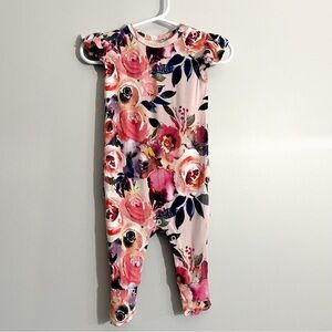 Posh Peanut Short sleeve bamboo romper - size 6-9 months